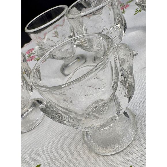 SET of SIX Arc France French Vintage Egg Cups Chickens Clear Pressed Glass - Picture 4 of 5